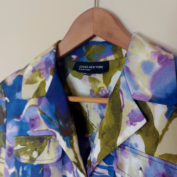 Watercolor tie waist blouse - Picture 7 of 8